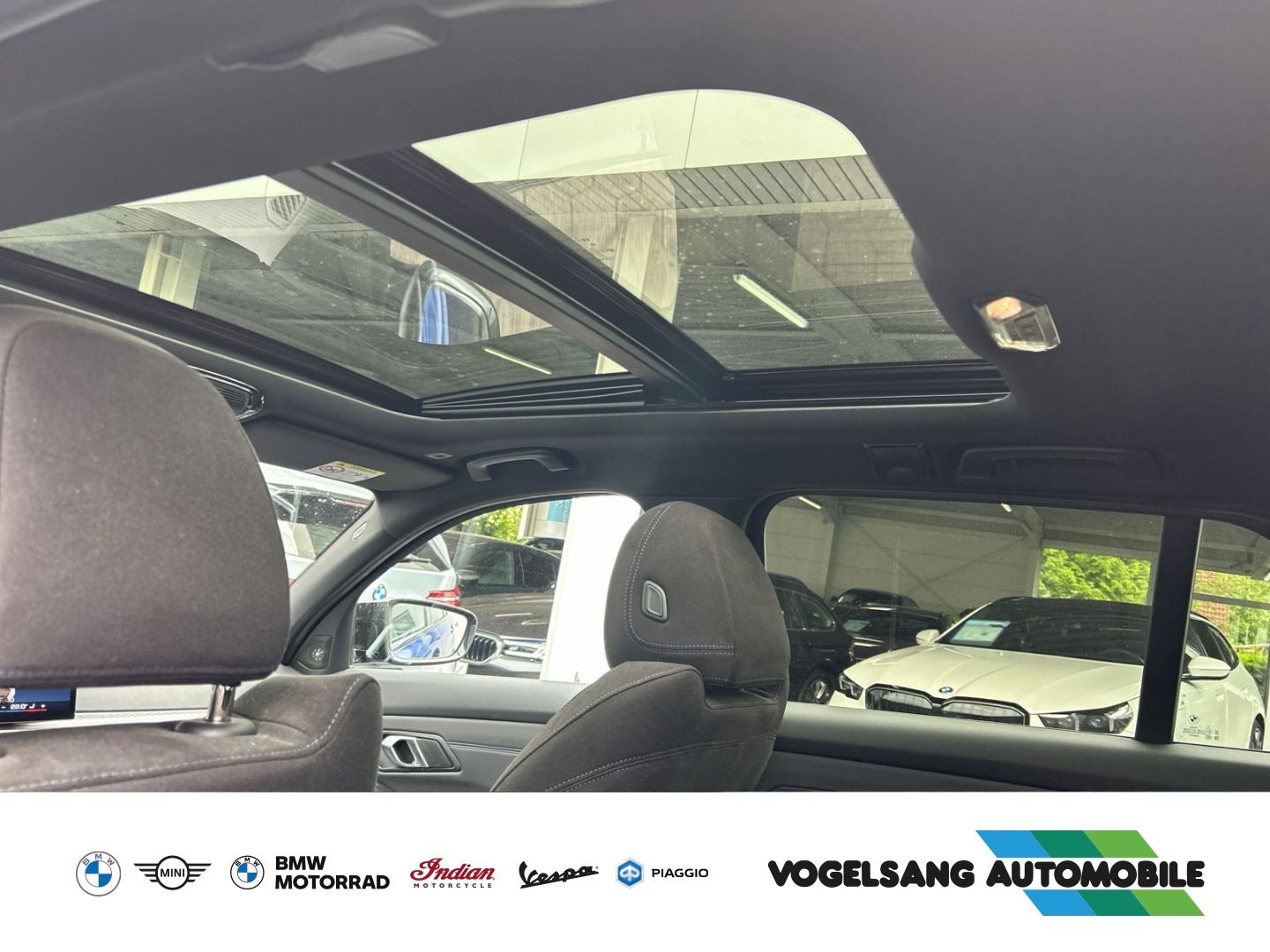 Fahrzeugabbildung BMW M340i xDrive Touring,Panodach,SurroundView,H&KSo