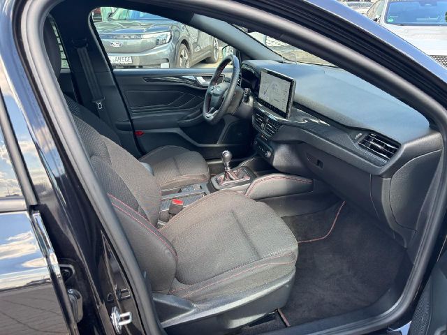 Ford Focus Turnier 1.0 ST-Line X HUDAHK