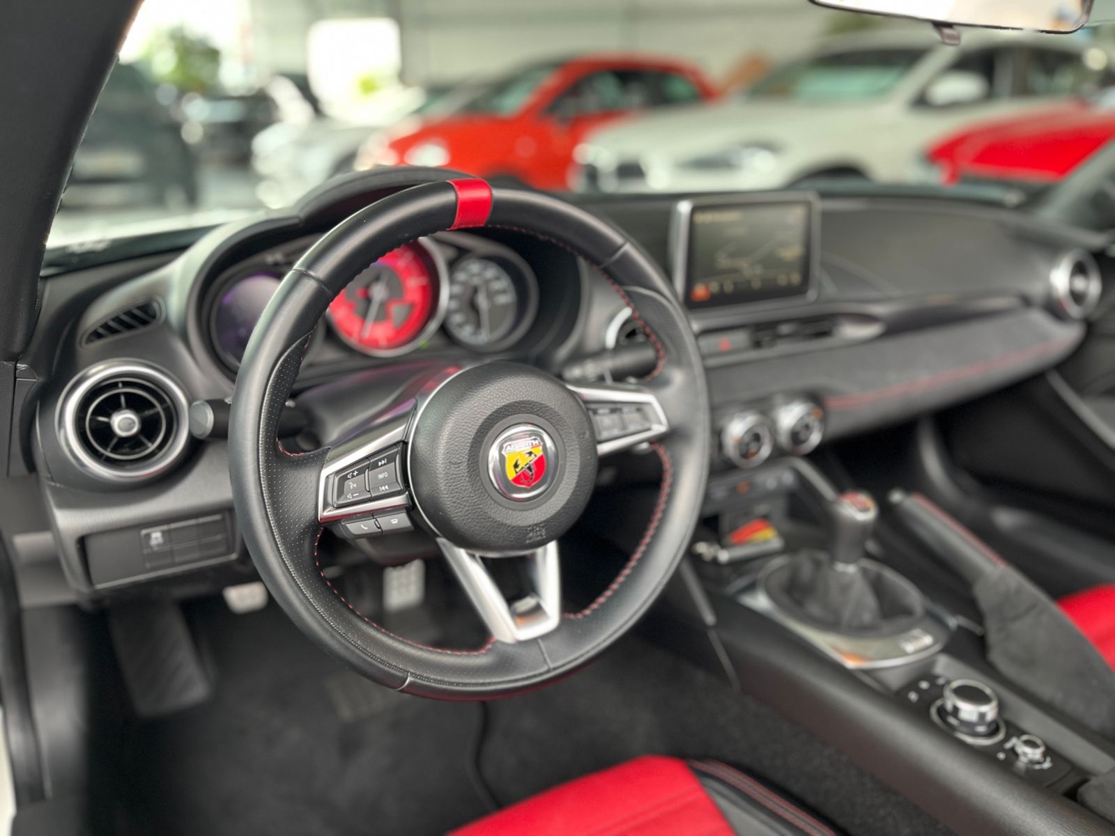 Fahrzeugabbildung Abarth 124 Spider Turismo LED DAB LEDER NAV SHZ