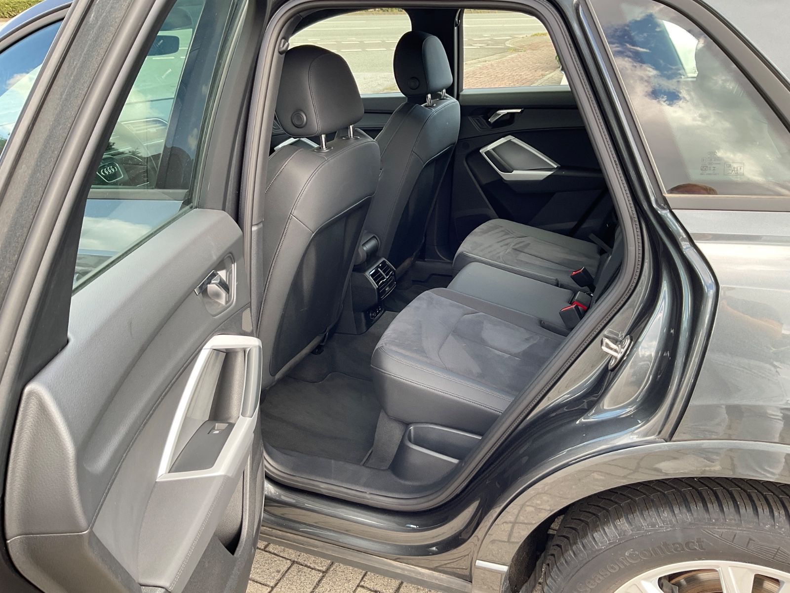 Fahrzeugabbildung Audi Q3 35 TDI S tronic S line,Kamera,VirtualDisplay
