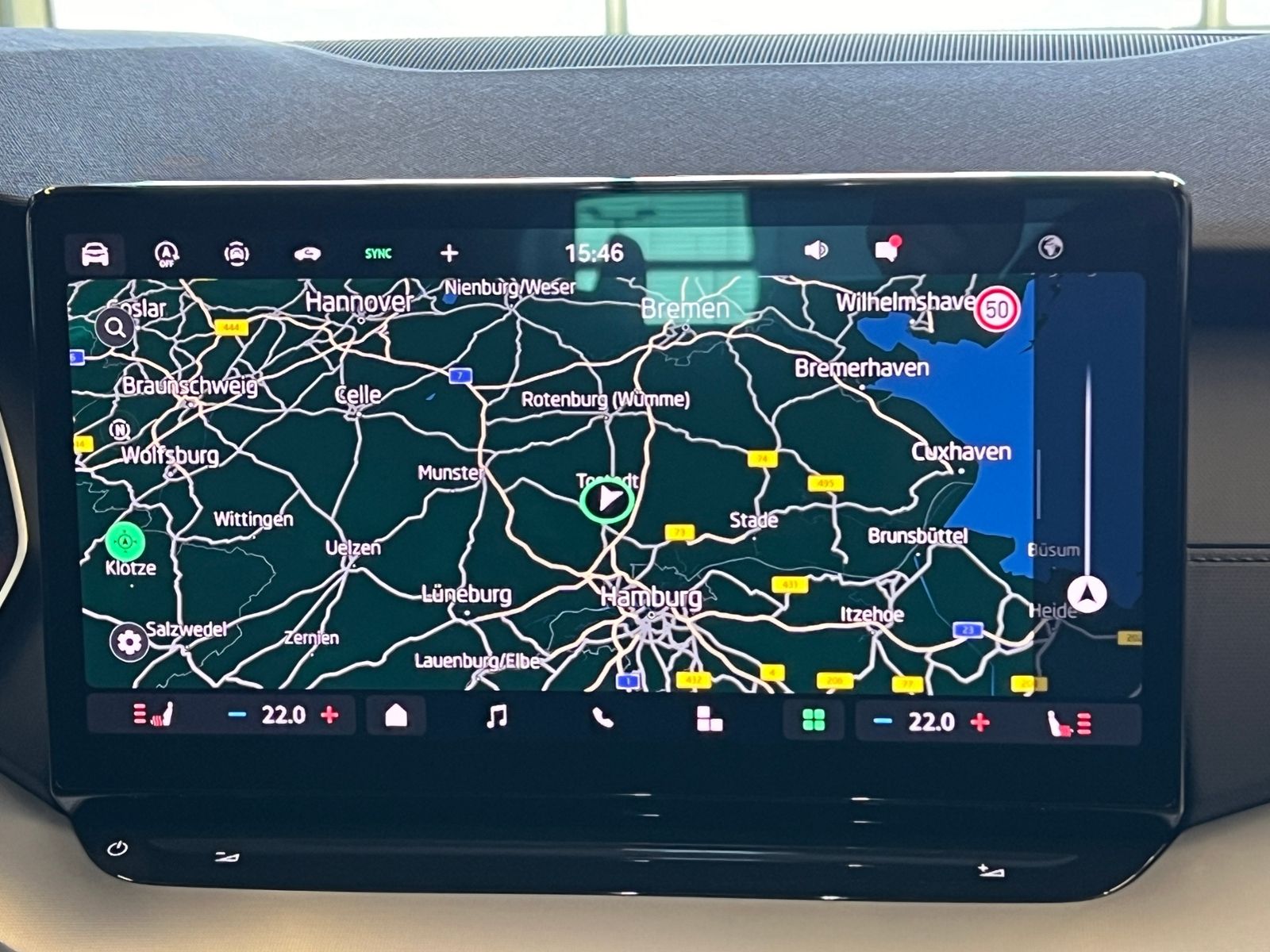 Fahrzeugabbildung SKODA Octavia Combi Selection 2.0 TDI DSG *AHK,Navi*