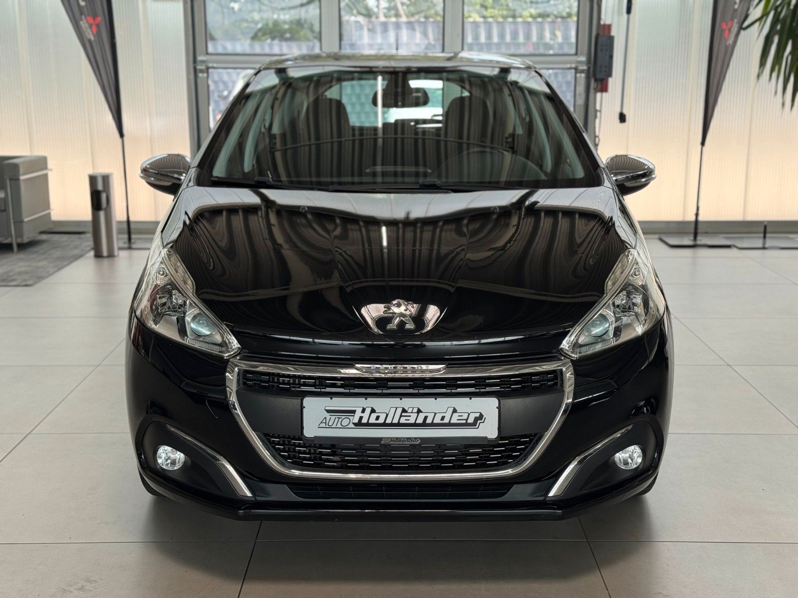 Fahrzeugabbildung Peugeot 208 1.2 110 Allure "Automatik GJR Sitzheizung"