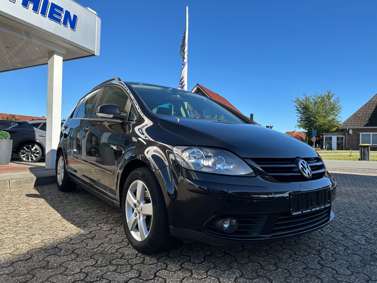 Fahrzeugabbildung Volkswagen Golf Plus 1.6 United AHK/SHZG/GRA