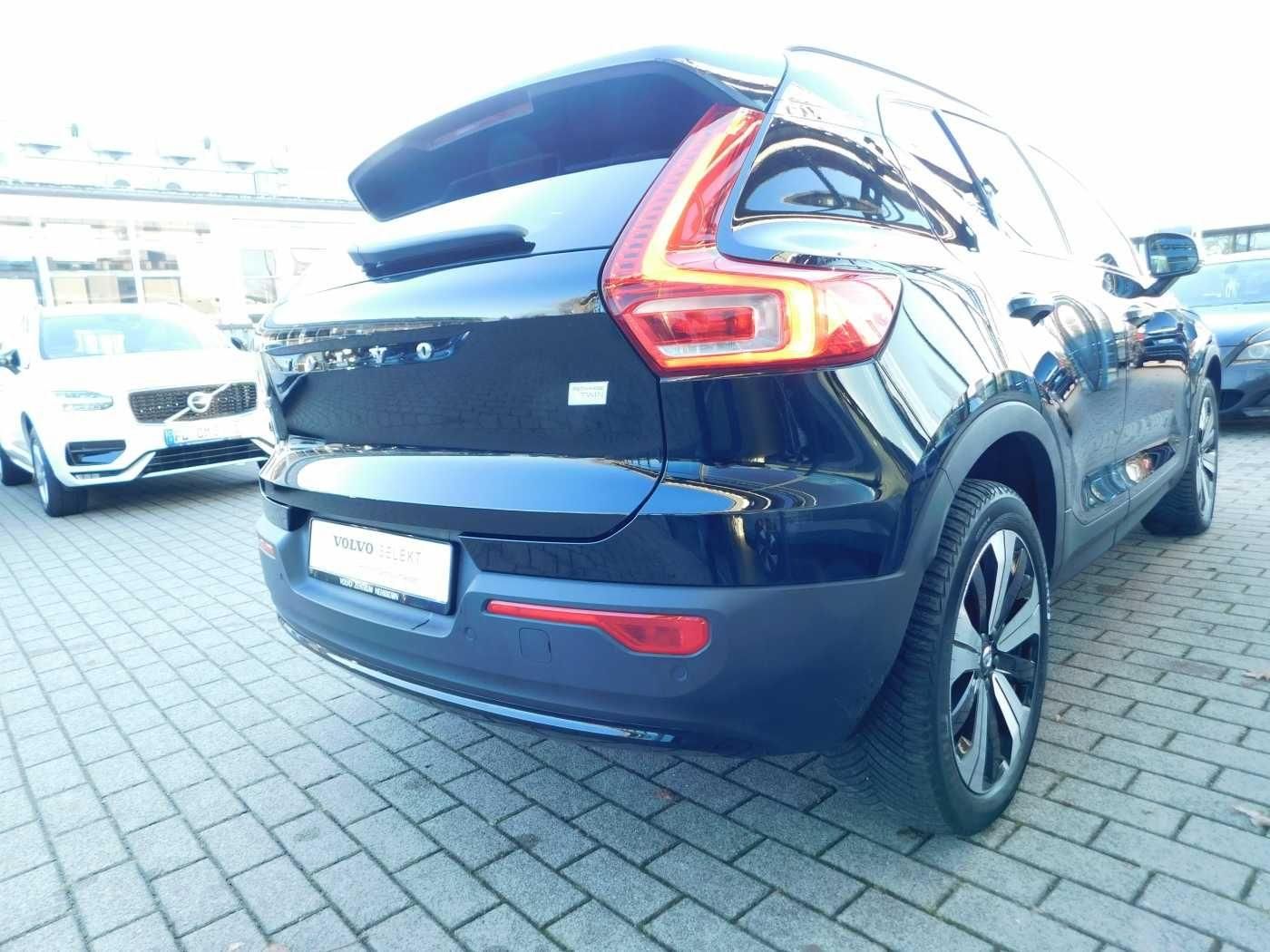 Fahrzeugabbildung Volvo XC40 Recharge 78 kWh Twin Motor Plus