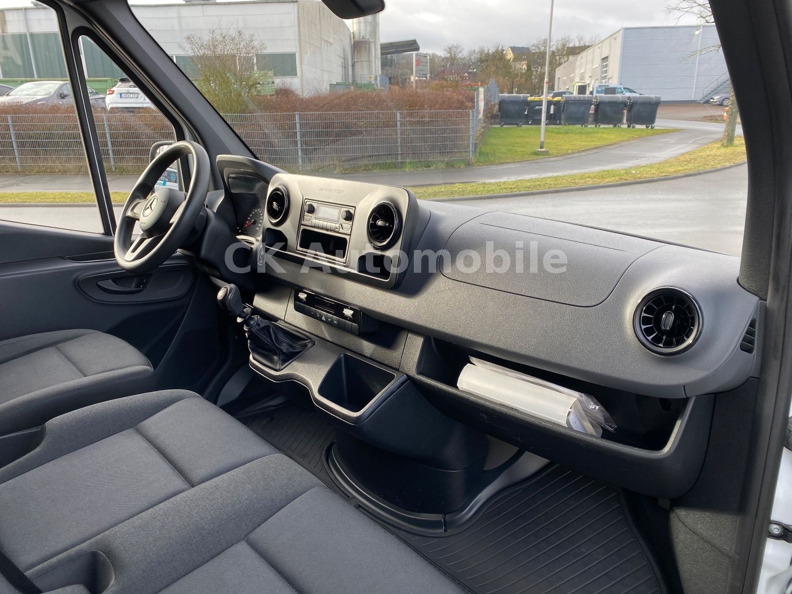 Fahrzeugabbildung Mercedes-Benz Sprinter III Kasten 214 CDI FWD L2H2/Klimaanlage