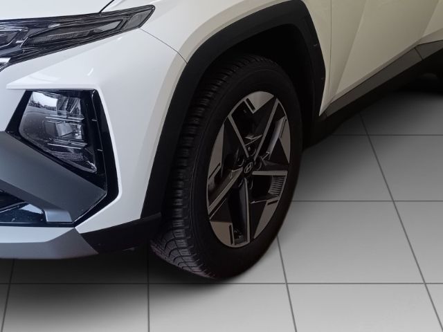 Fahrzeugabbildung Hyundai Tucson FL PHEV (MY25) 1.6 T-GDi (252 PS) 6-AT 4W