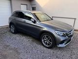 Mercedes-Benz GLC 250 4MATIC AMG Line Autom. AMG Line - Mercedes-Benz GLC 250 von privat