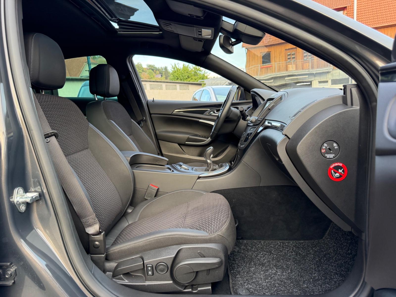 Opel Insignia OPC Line *ACC*KAMERA*NAVI*XENON*GSD*AHK