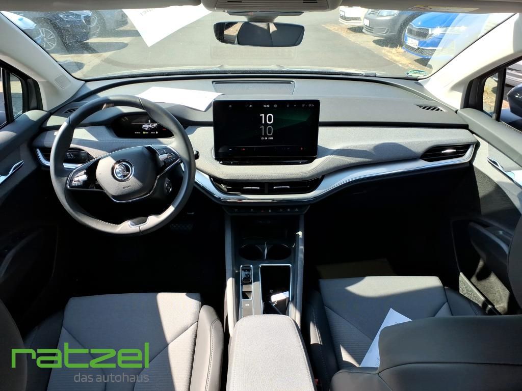 Fahrzeugabbildung SKODA Enyaq 60 Loft AHK-klappbar Navi Leder Kamera LED