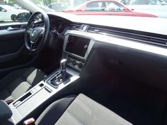 Fahrzeugabbildung Volkswagen Passat Variant ACC*KAMERA*SCHECKHEFT*NAVI