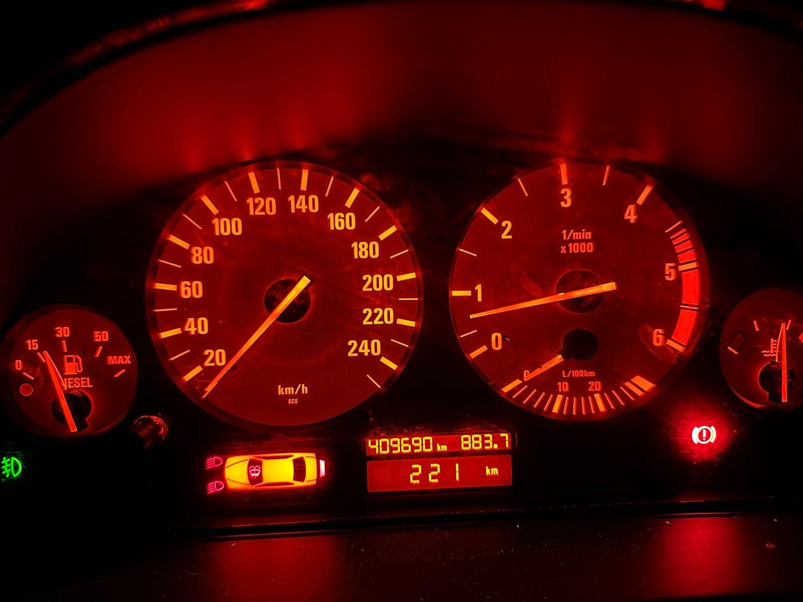 BMW 525 2004 — photo 7