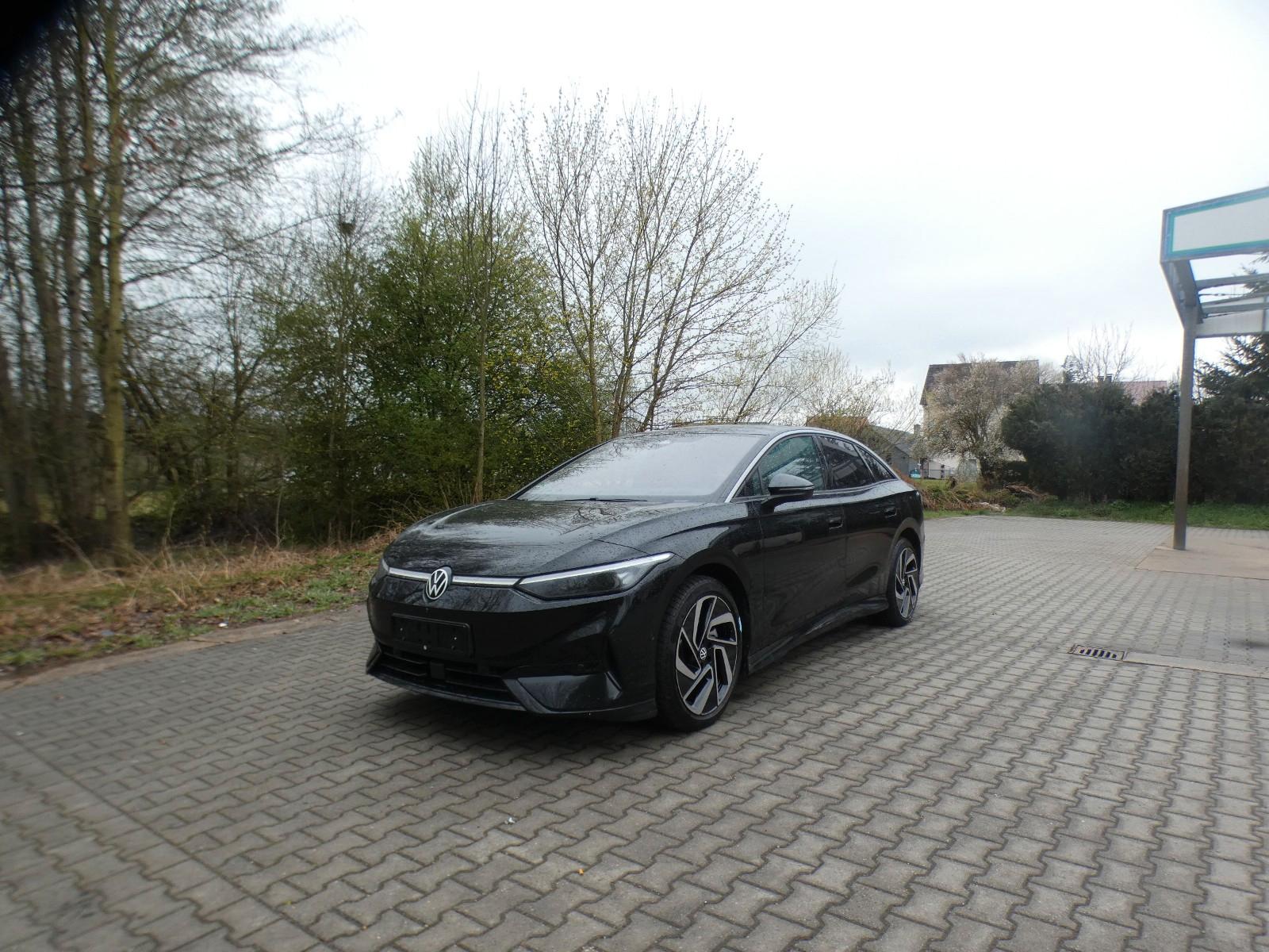 Volkswagen ID.7 Pro DCC 360 Alu20 Navi Sound Matrix 4xSHZ