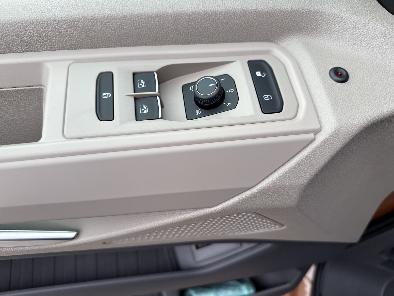 Volkswagen T7 Multivan - Bild 17