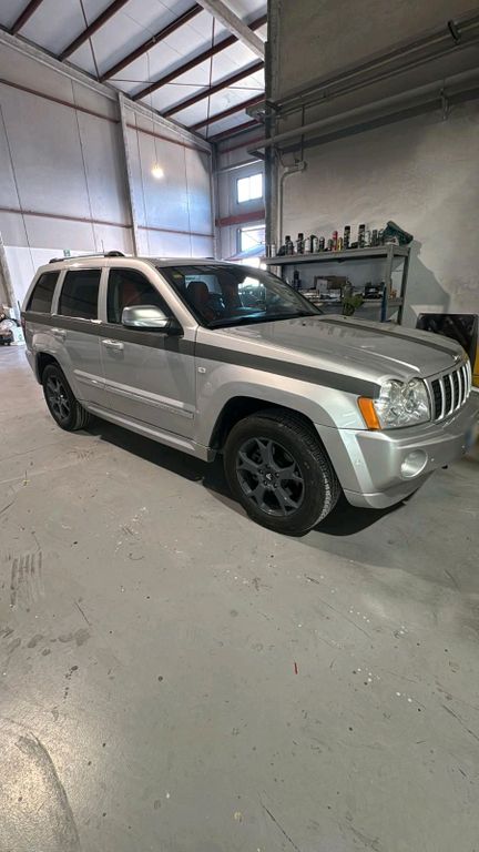Image of Jeep Grand Cherokee