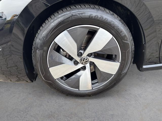 Passat Variant 2.0 TDI DSG ELEGANCE +AHK+KAMERA+