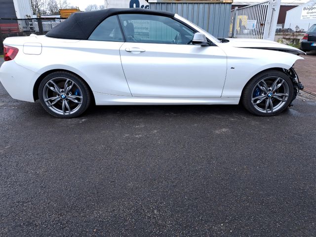 BMW M2 Baureihe 2 Cabrio M235 i/Leder/Navi/Kam/284KW