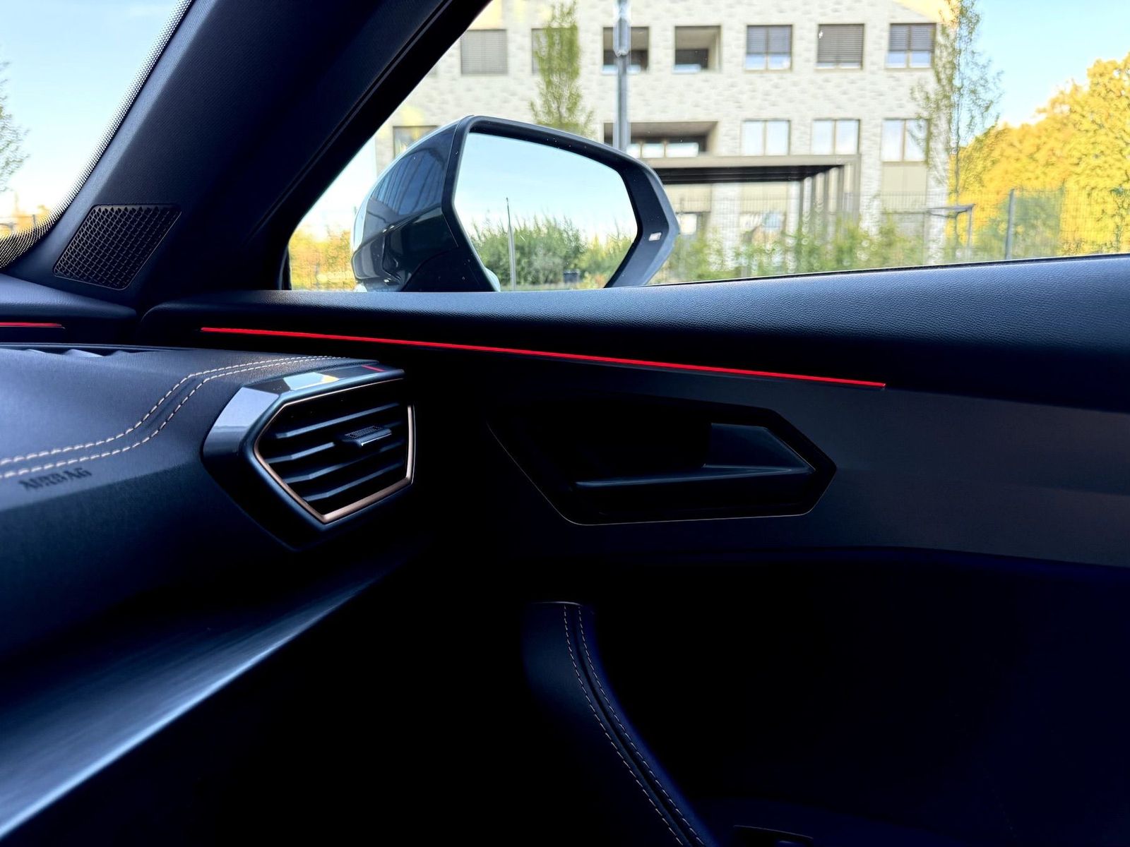 Fahrzeugabbildung CUPRA Formentor VZ 2.0 TSI DSG 4Drive 360°|PANO|KW V3