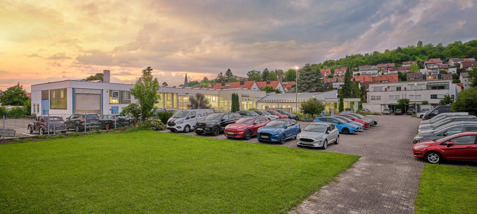 showroom-image-top