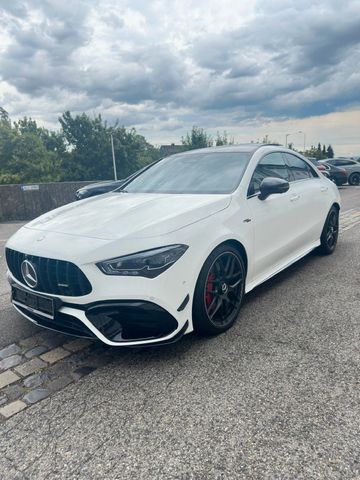 Mercedes-Benz CLA 45 AMG