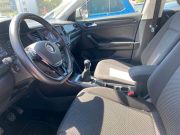 Volkswagen T-Roc - 10