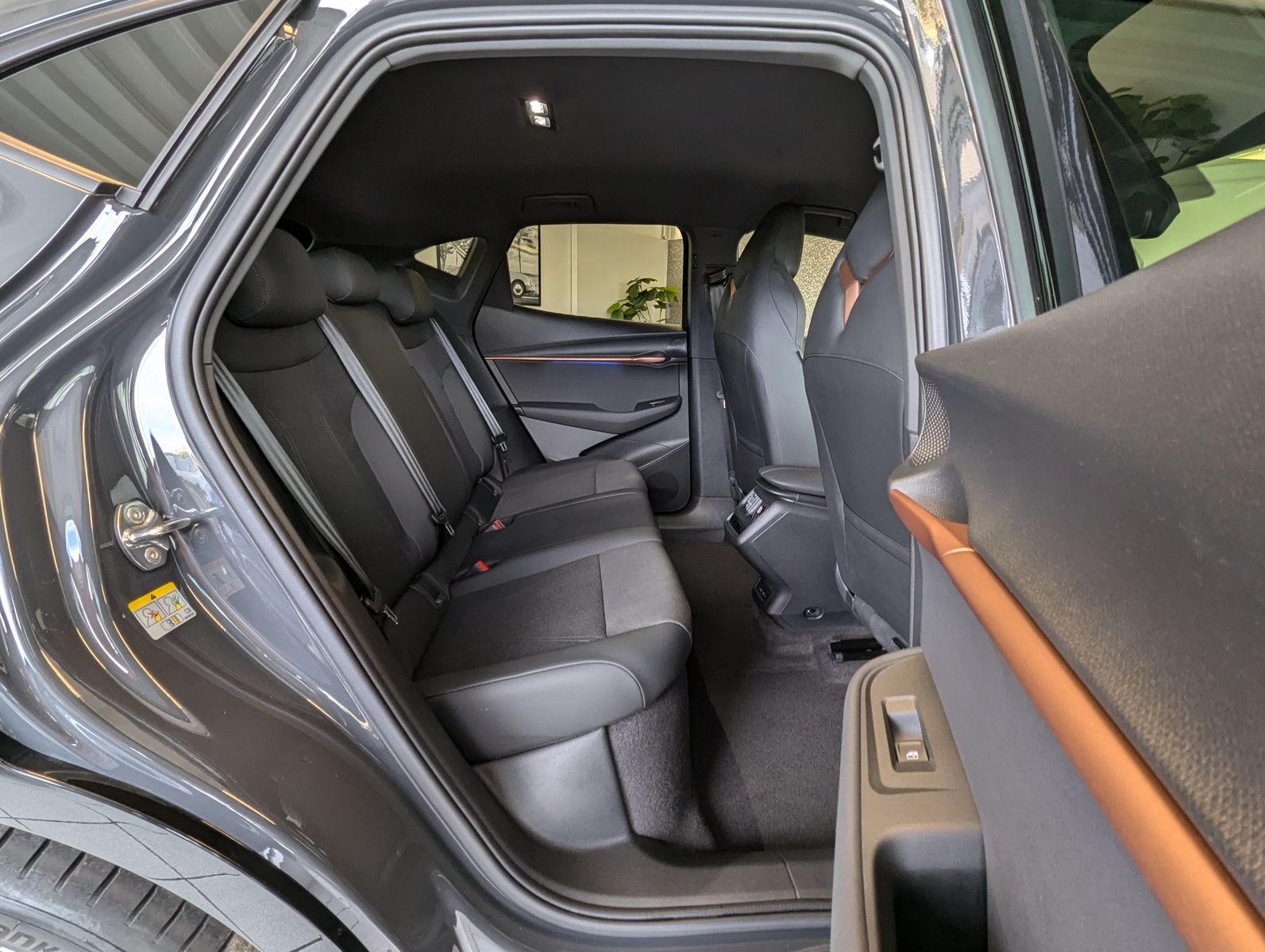 CUPRA Tavascan 210 kW Endura Drive-Pack 82kwh Navi-15" - Image 14