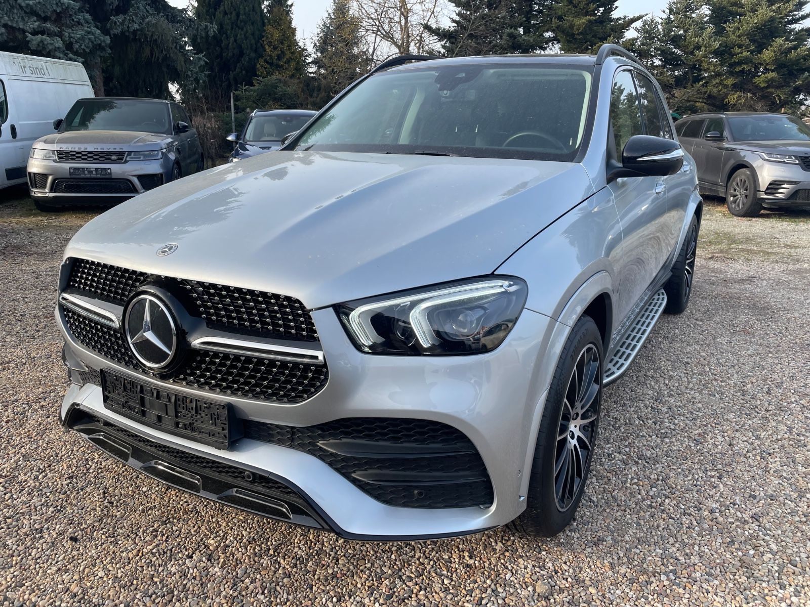 MERCEDES-BENZ GLE 300 d 4Matic AMG*Night-Paket*Pano*360*Ahk