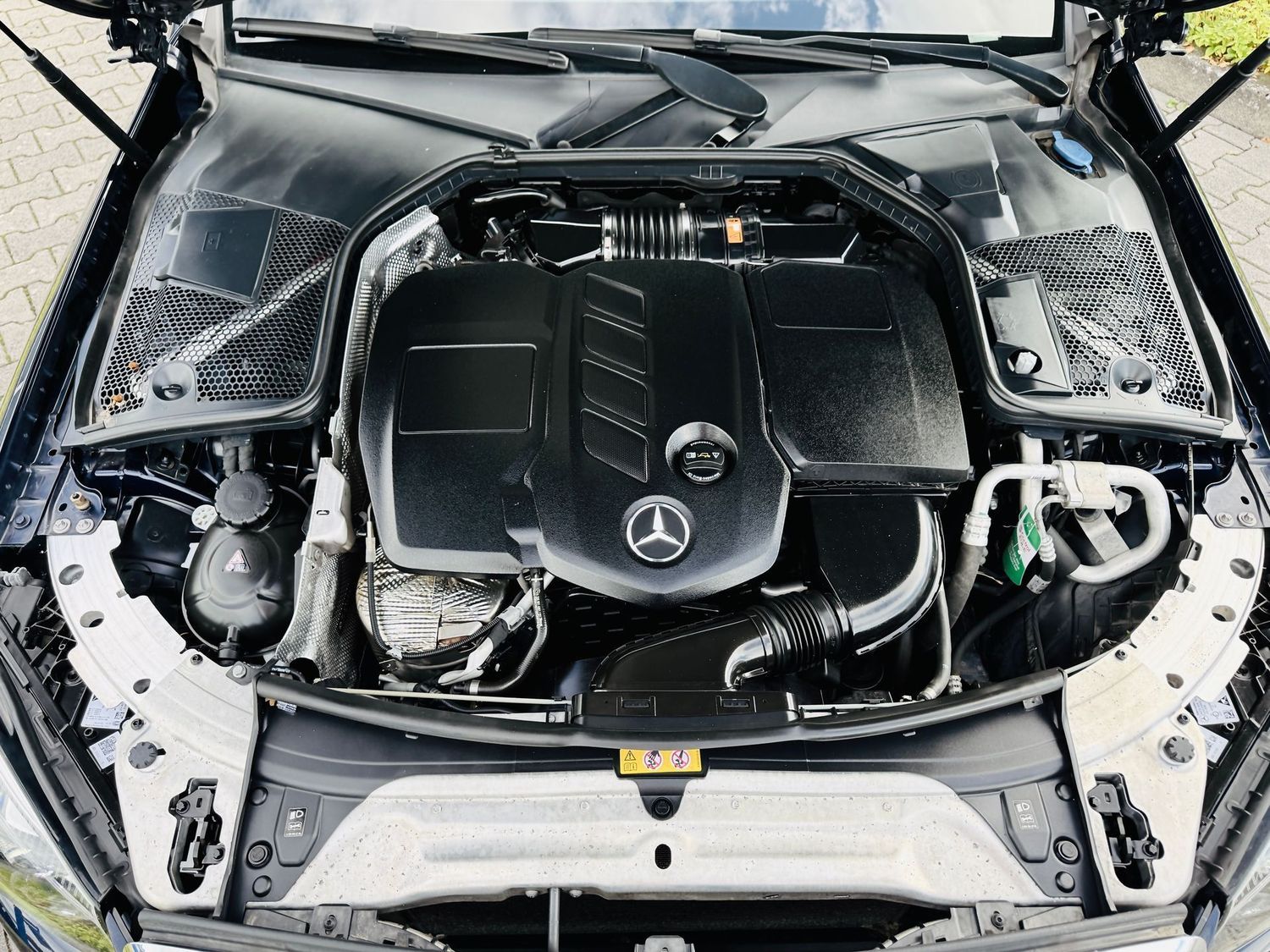 Fahrzeugabbildung Mercedes-Benz C 220 d T, EXCL., Autom, LED, PTS, Easy Pack, D