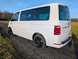 Volkswagen T6 Multivan Trendline TSI 2.0 150PS 7 Sitze AHK - weiße Volkswagen T6 Multivan