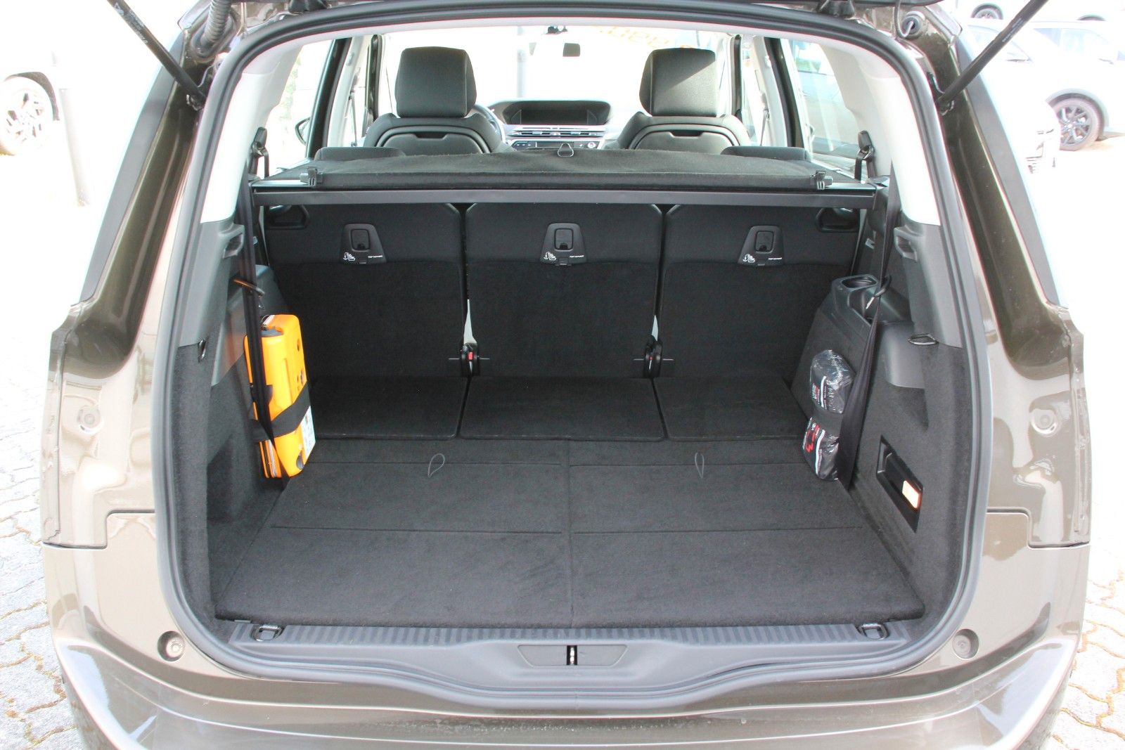Fahrzeugabbildung Citroën Grand C4 Picasso/Spacetourer Intensive