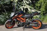 KTM Duke 125 2021 ABS, Griffheizung und Winterreifen - NAKED BIKE VON 81 BIS 125 CCM
