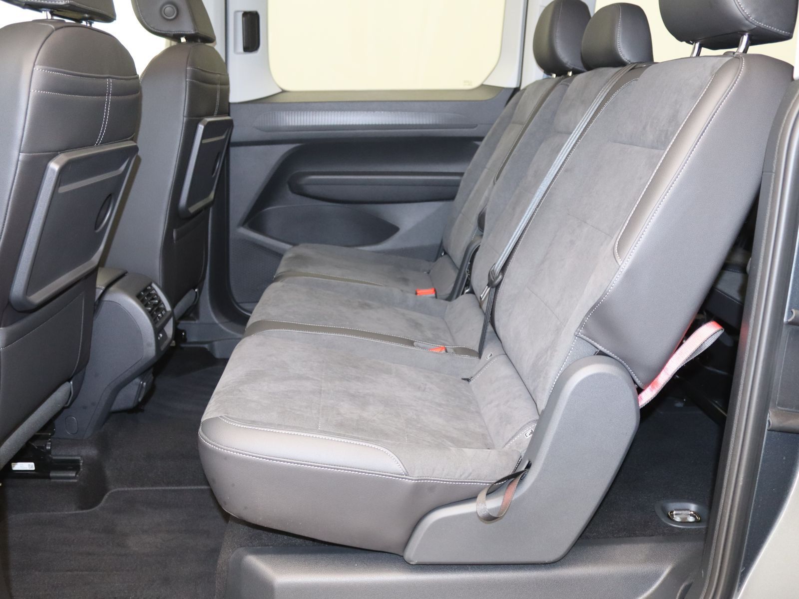 Volkswagen Caddy Maxi - Bild 15
