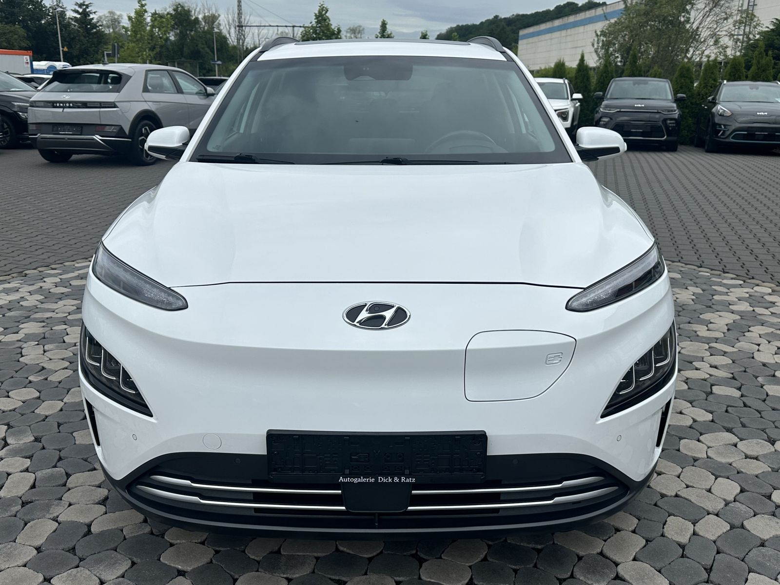 Hyundai Kona Elektro Prime LED HUD NAV KRELL SDACH 64KWh imagem 3