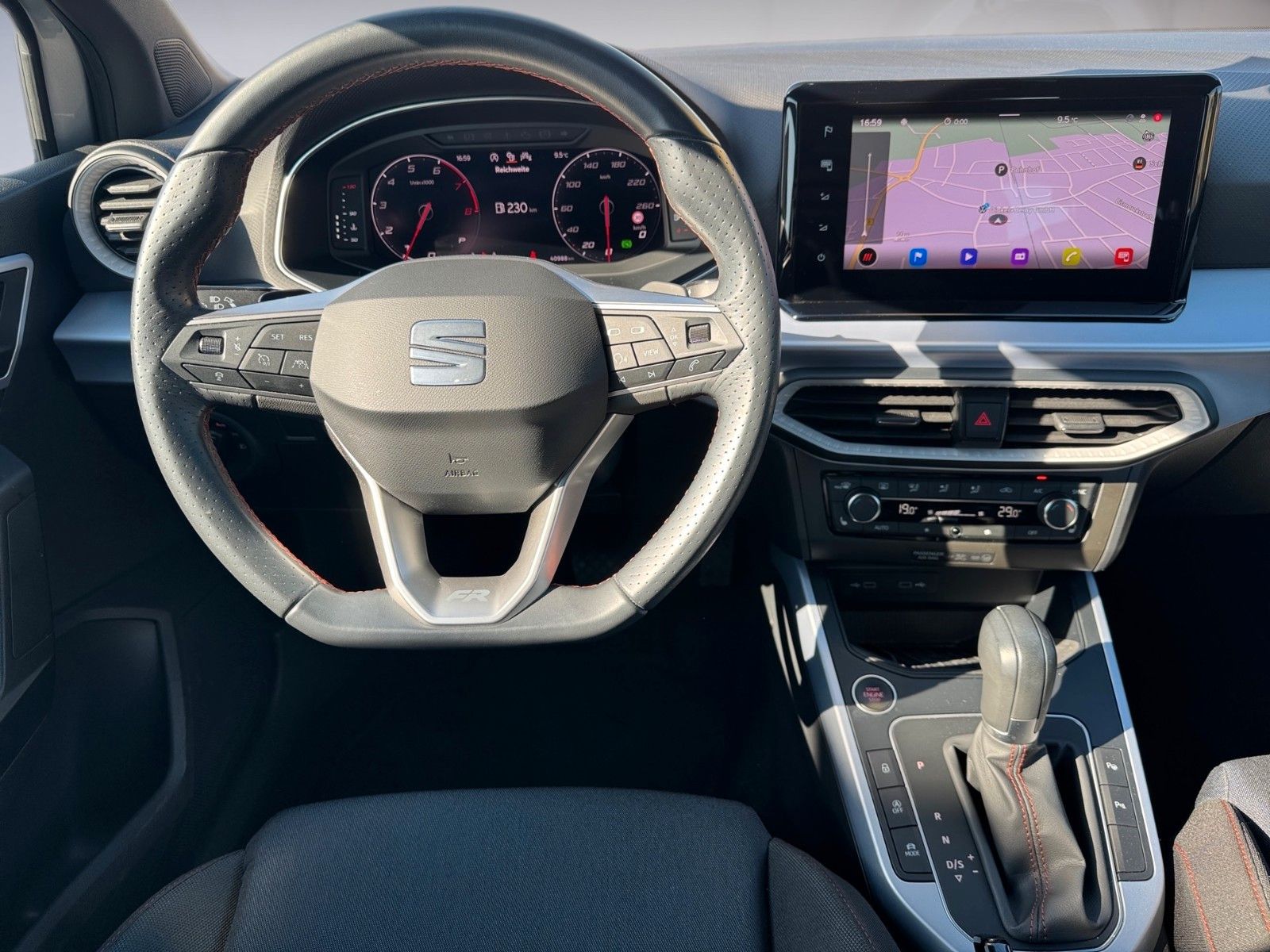 Fahrzeugabbildung SEAT Arona FR 1.5 TSI