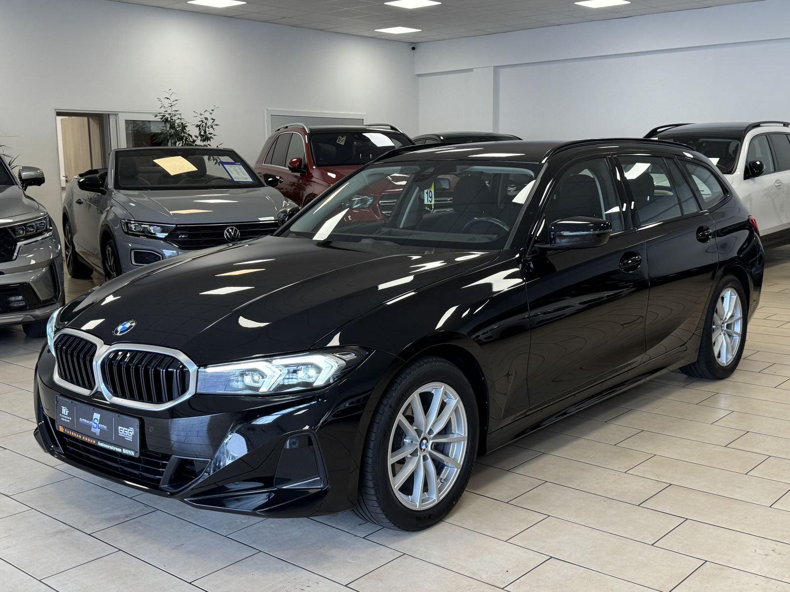 BMW 318 d Cockpit Plus Winter-P Widescreen Display