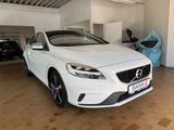 Volvo V40 R-Design LED Navi FSE PDC T-Leder - gebrauchte Volvo V40 aus dem Jahr 2019