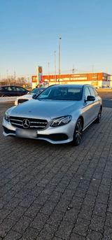 Mercedes-Benz Mercedes E220 - Mercedes-Benz CE 220 Gebrauchtwagen