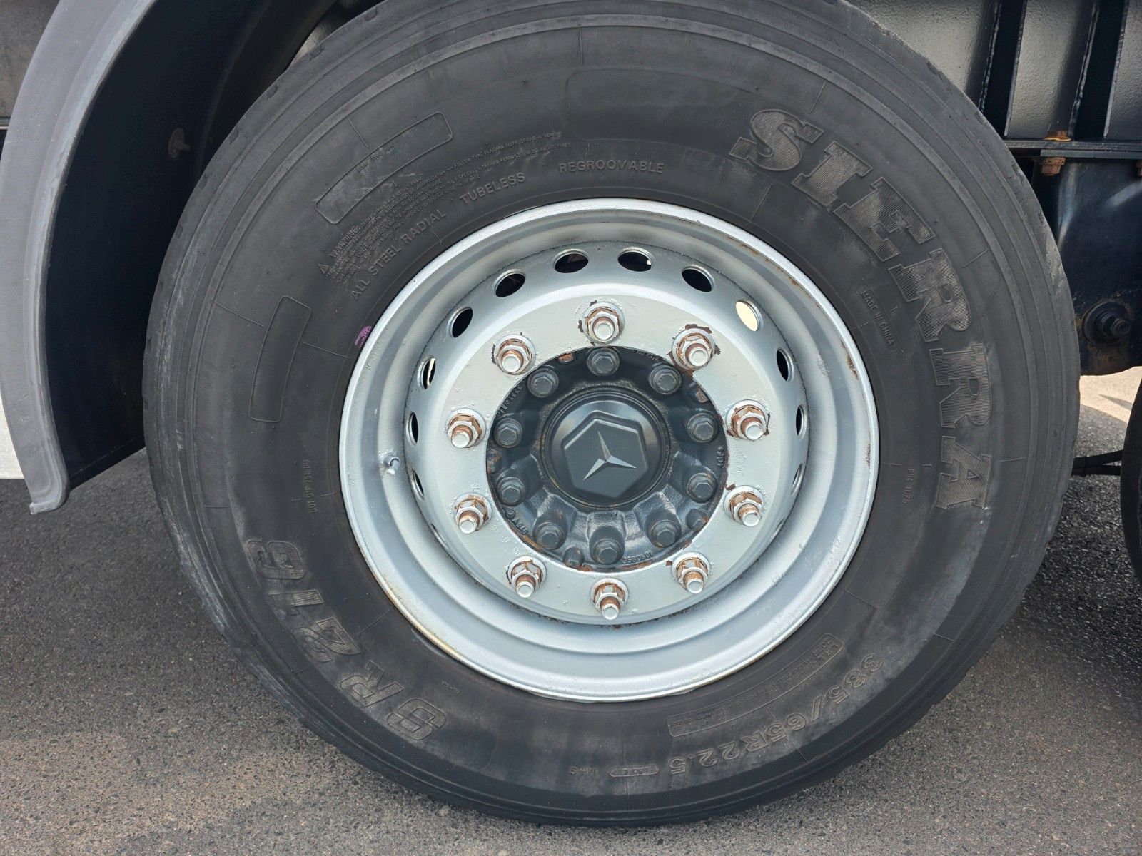 Fahrzeugabbildung Andere Böse BTA 7.3 Schwenkwand LBW Bär 2.000kg