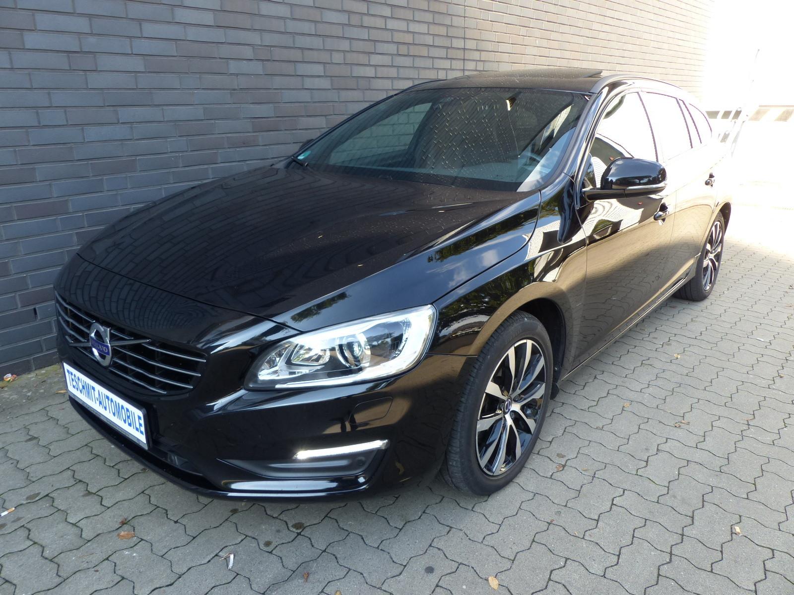 Volvo V60 Kombi Linje Svart Autom/Leder/Navi/PDC/AHK