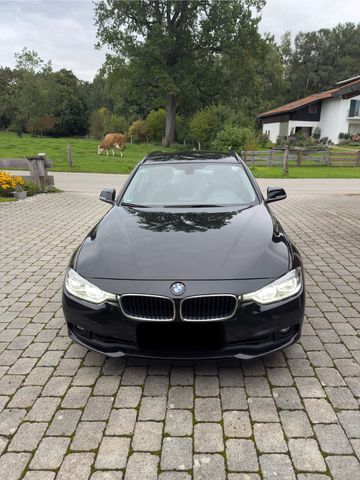 BMW 330d Touring Advantage Automatic Advantage