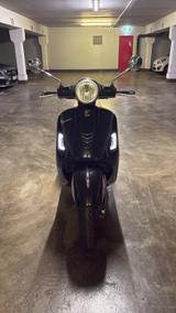 Vespa GTS super 300  - VESPA SCHWARZ