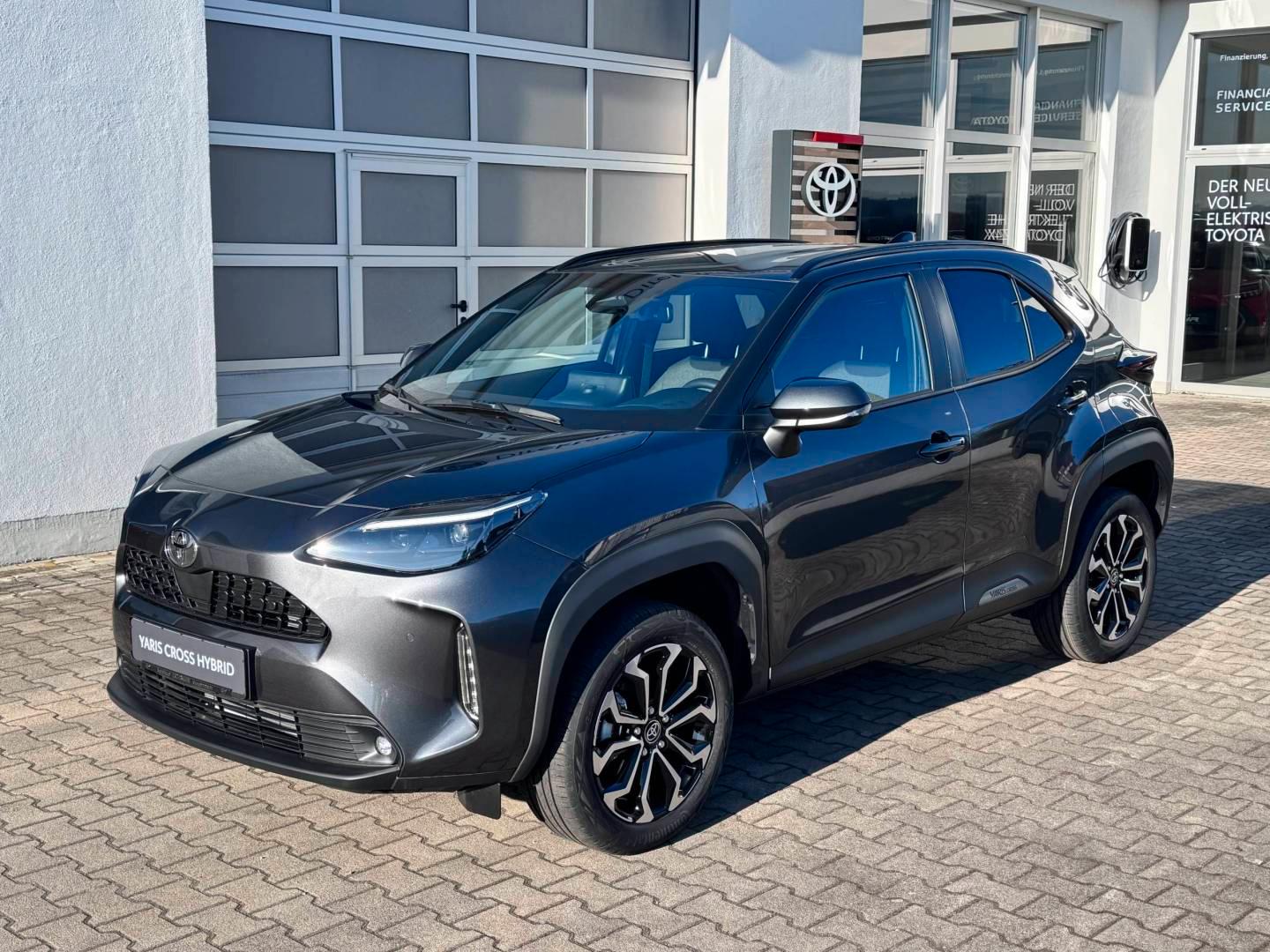 Toyota Yaris Cross - 1,5 l Hybrid Teamplayer + Winter P