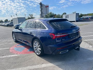 Audi A6 - 4