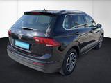 Volkswagen Tiguan 2.0 TDI SOUND Navi+Clima+AHK+Sitzheizung+ - Volkswagen Tiguan SOUND mit Diesel-Antrieb