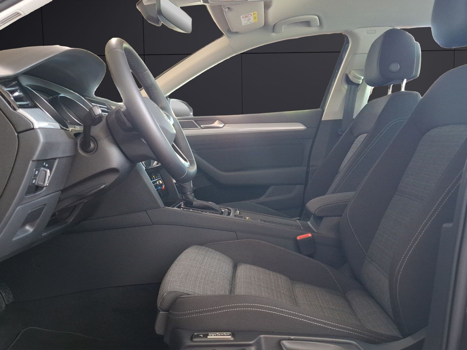 Fahrzeugabbildung Volkswagen Passat Variant TSI Business DSG Matrix Navi ACC