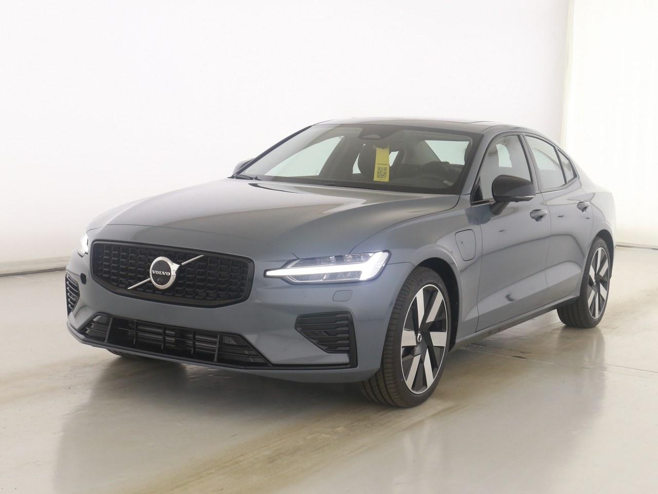 Volvo S60 Plug-In-Hybrid T8 Recharge AWD Ultimate Dark
