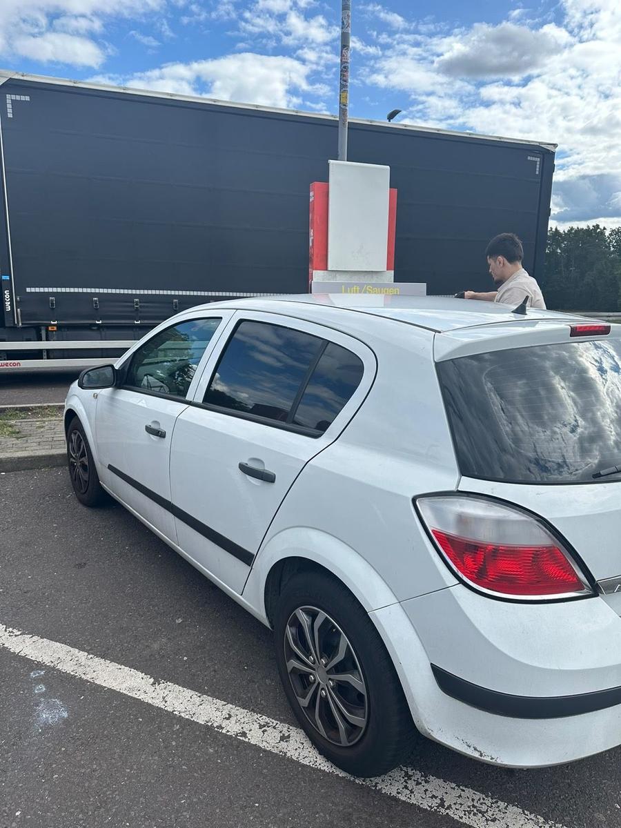 Opel Astra 2005 — photo 15