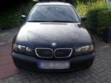 BMW E46/320i Kombi - BMW 320 aus 2001: Kombi, 320i