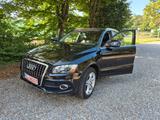 Audi Q5 3.2 FSI S-line quattro - Klima-AHK-Panorama - - Audi Q5 mit Benzin-Antrieb: 3.2