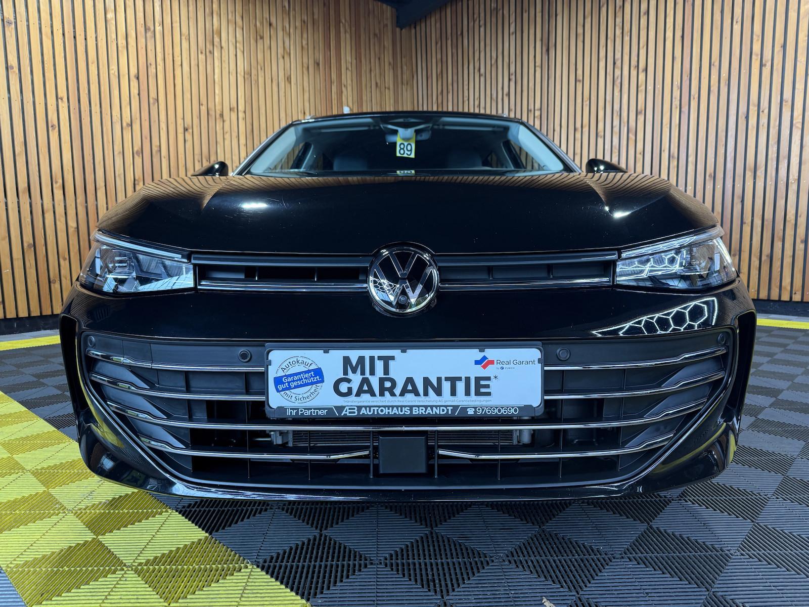 Volkswagen Passat Variant 1,5 eTSI DSG *Navi*AHK*360°*LED*