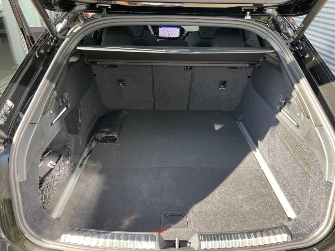 Fahrzeugabbildung Audi A6 Avant 3.0 TFSI quattro 360,HUD,Kamera,LED,LM